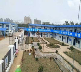 海口龙华骏展钢结构板房厂 专业供应住人集装箱活动房与活动板房